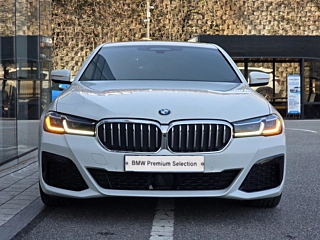 BMW 5-SERIES G30 2023