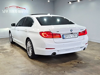 BMW 5-SERIES G30 2019