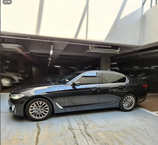 BMW 5-SERIES G30 2020