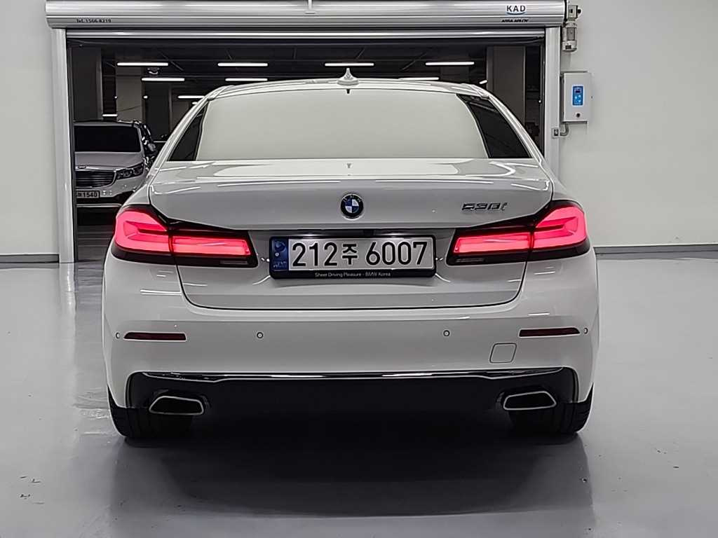 BMW 5-SERIES G30 2023