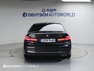 BMW 5-SERIES G30 2022