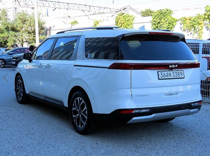 KIA CARNIVAL 2023