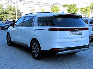 KIA CARNIVAL 2023