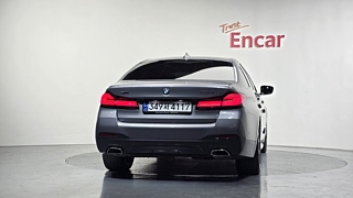 BMW 5-SERIES G30 2023