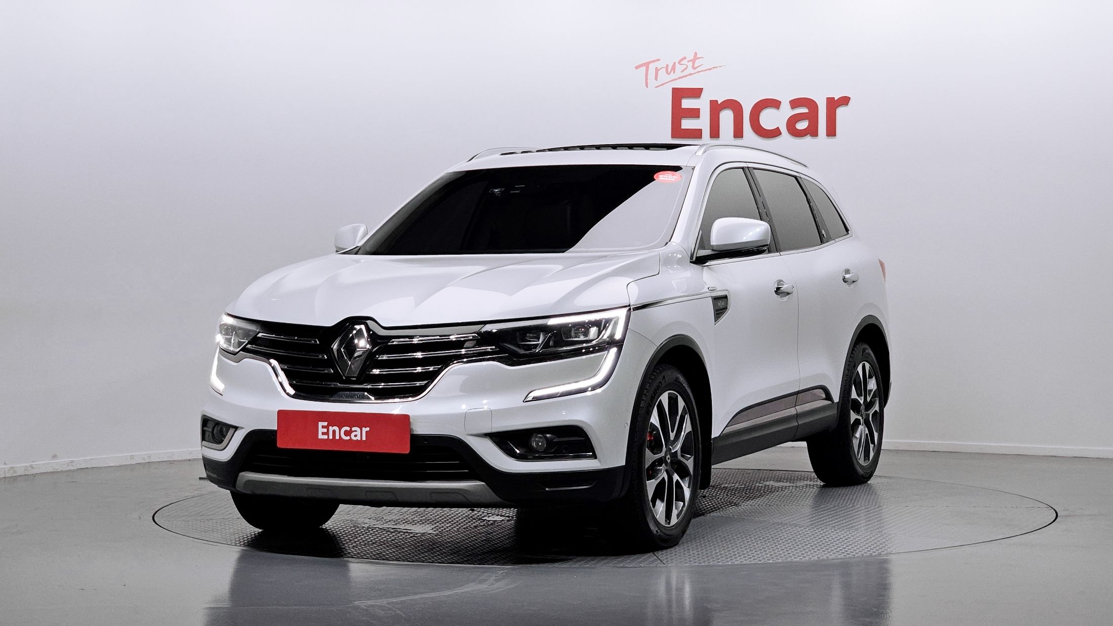 RENAULT SAMSUNG QM6