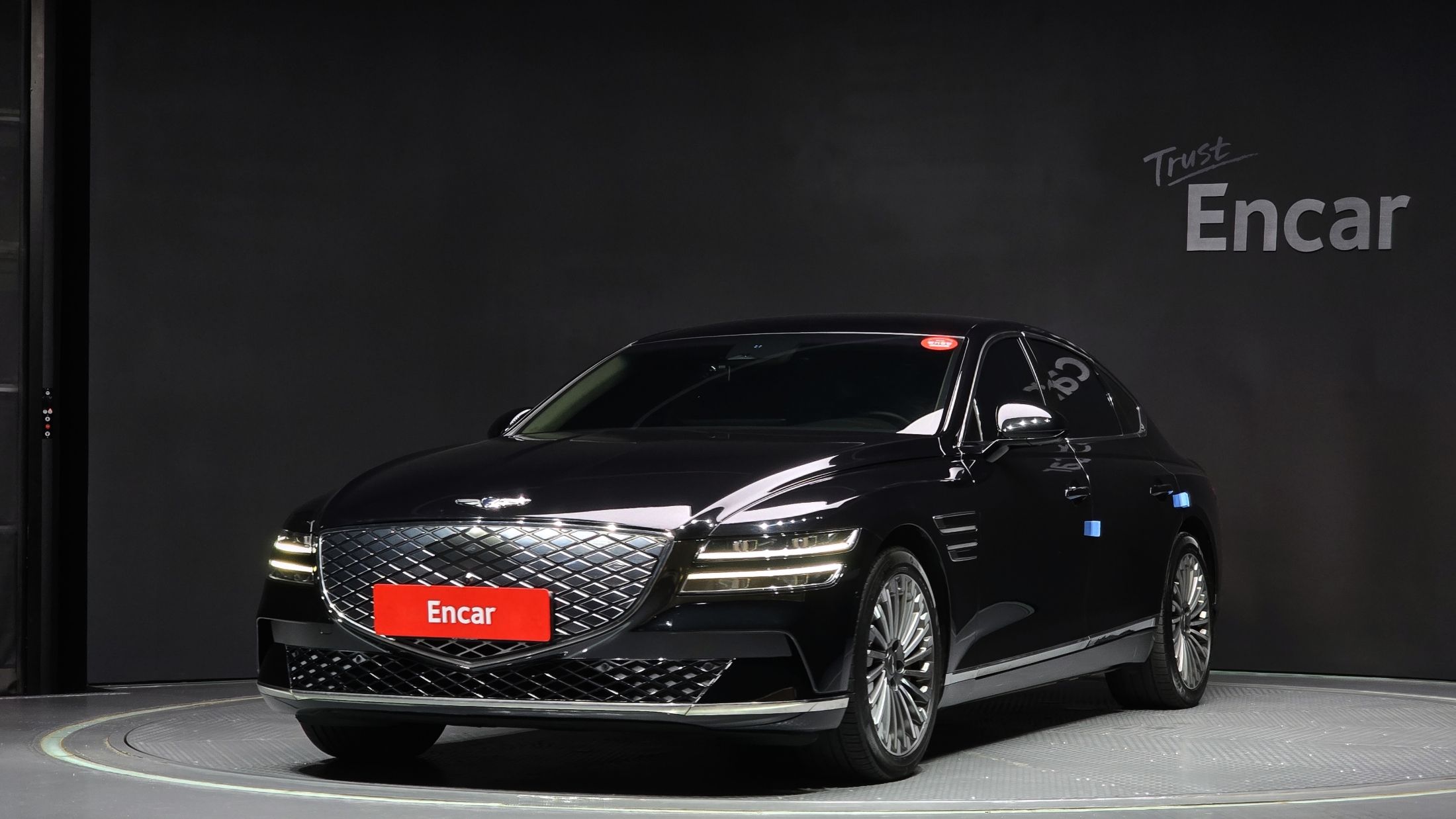 GENESIS ELECTRIC G80 RG3 2022