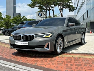 BMW 5-SERIES G30  523d Luxury 2020