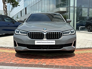 BMW 5-SERIES G30 2020