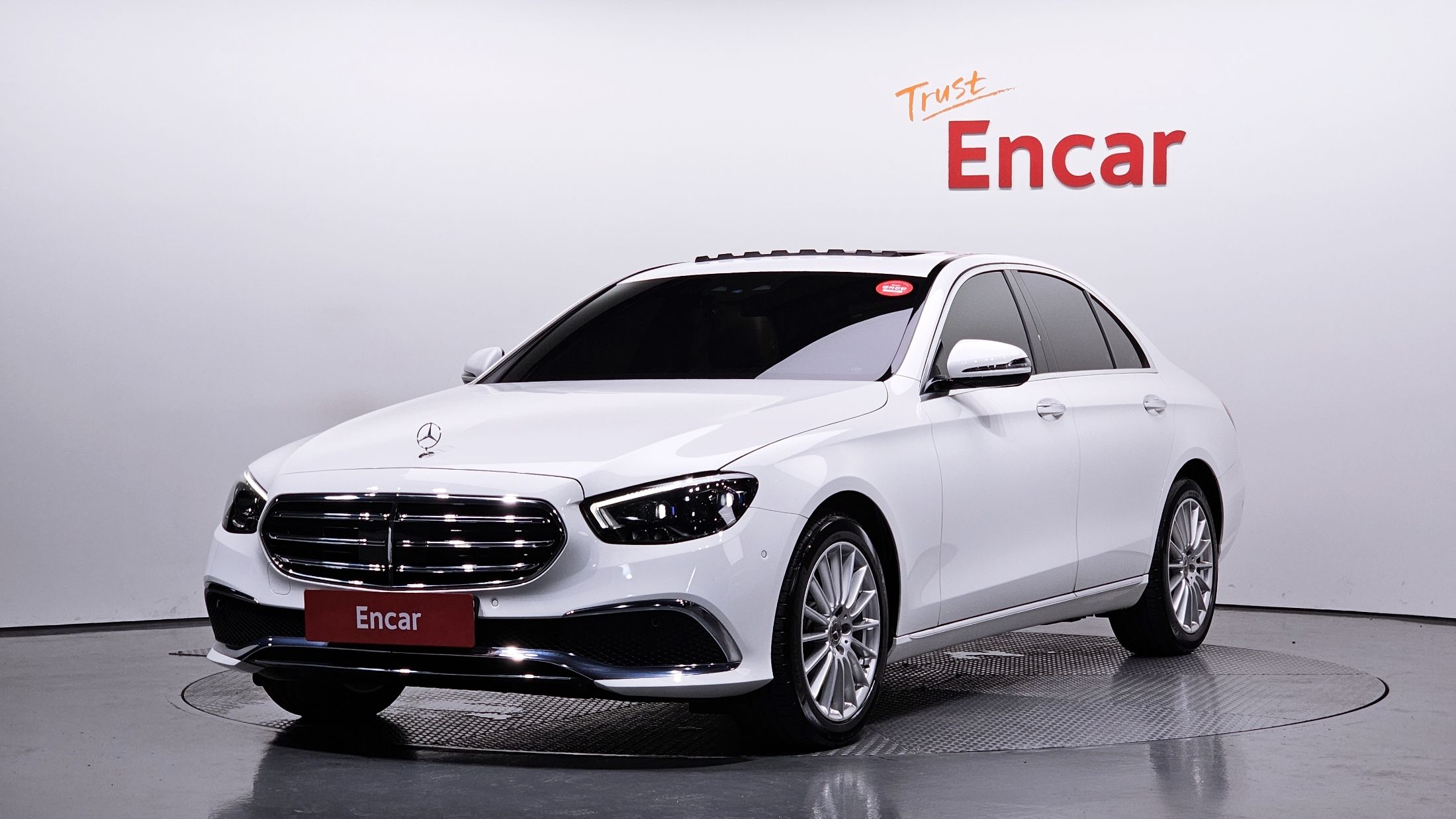 MERCEDES BENZ E-CLASS W213 2021