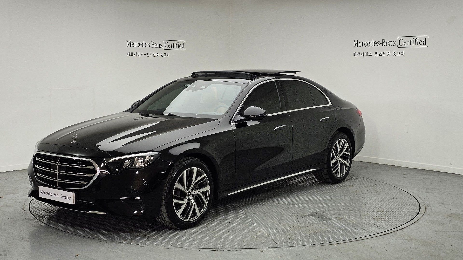 MERCEDES BENZ E-CLASS W214 2024