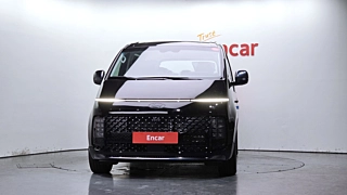 HYUNDAI STARIA 2025