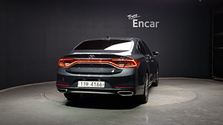 HYUNDAI GRANDEUR IG 2017