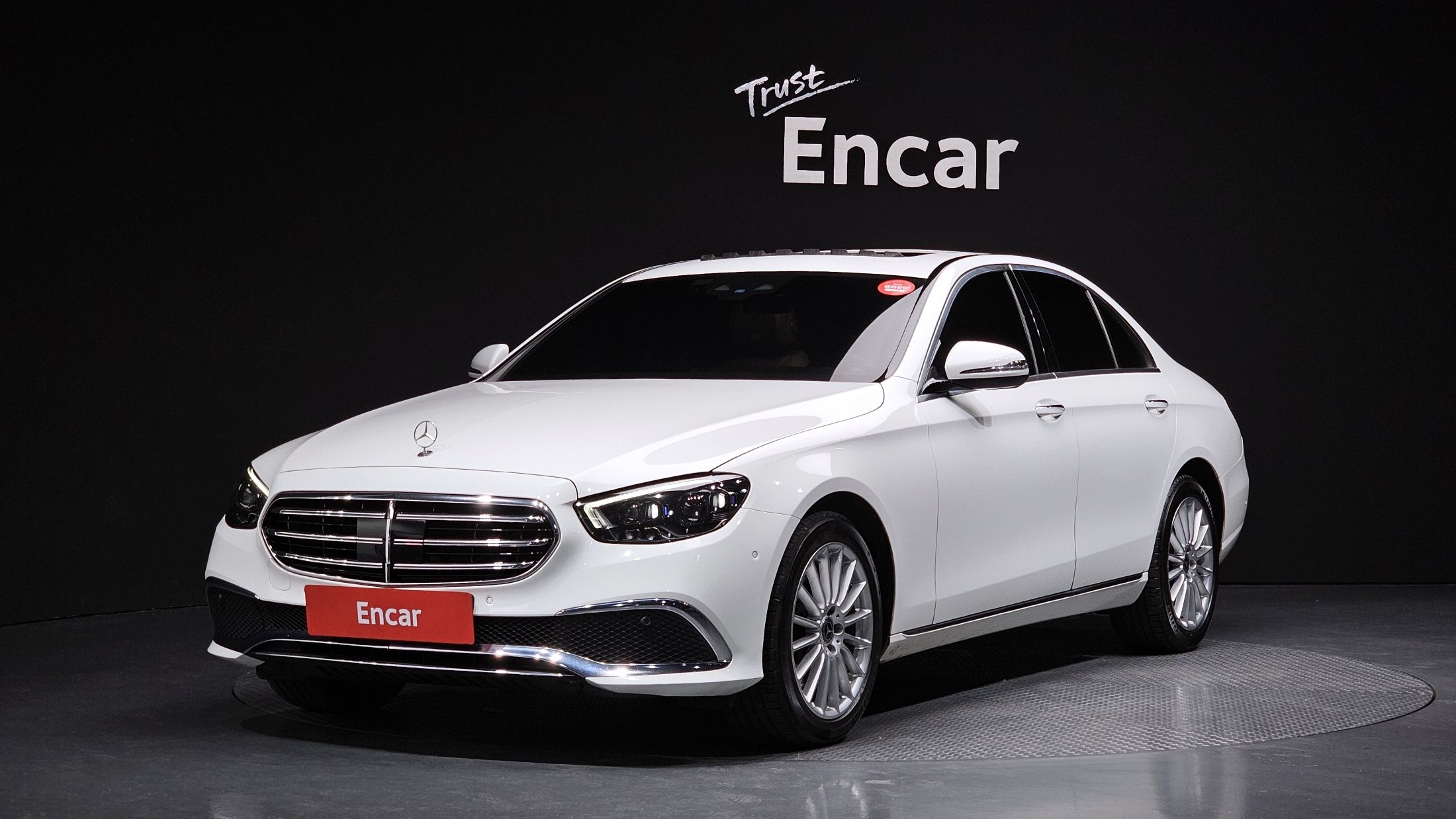 MERCEDES BENZ E-CLASS W213 2020