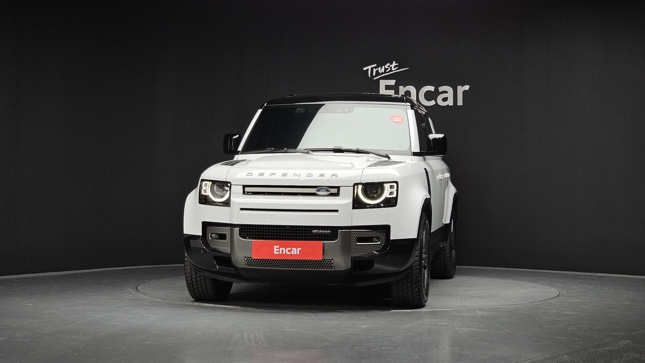LAND ROVER DEFENDER L663 2023