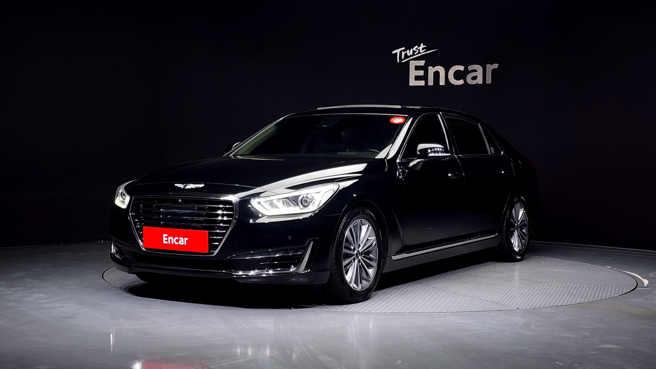 GENESIS EQ900 2016