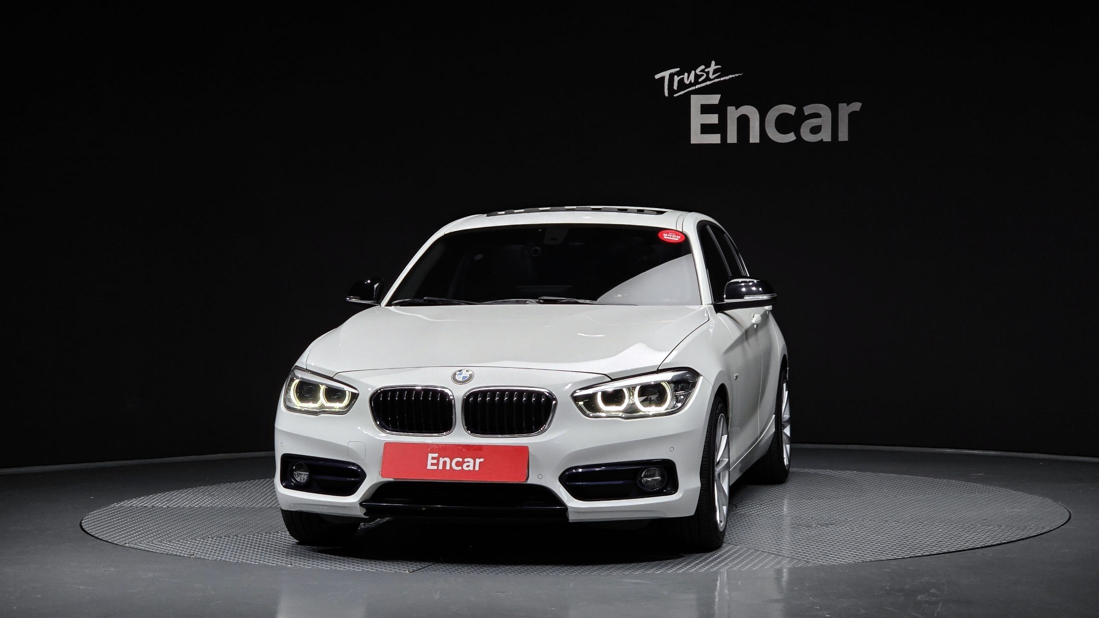BMW 1-SERIES F20 2016