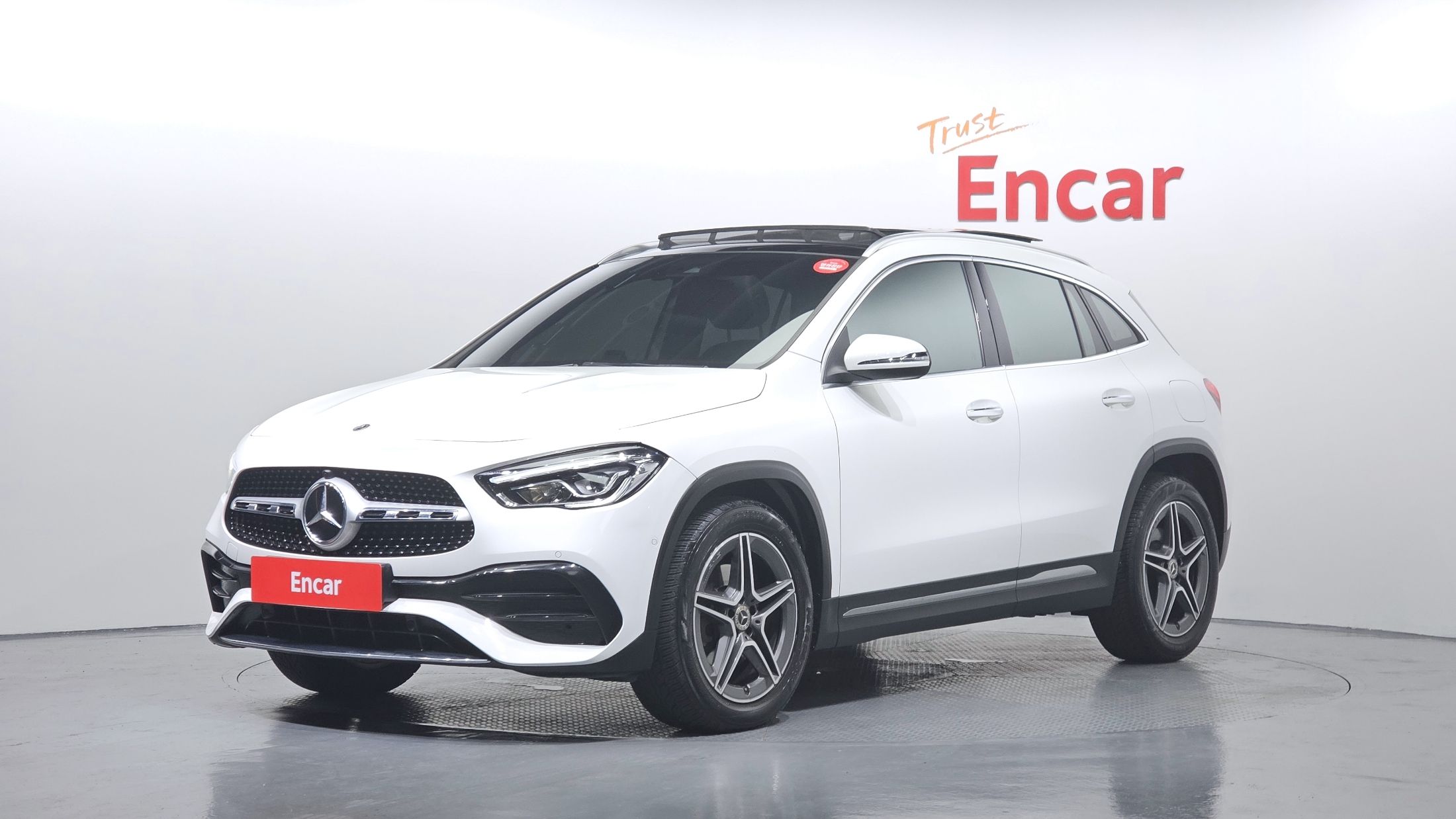 MERCEDES BENZ GLA-CLASS H247 2020