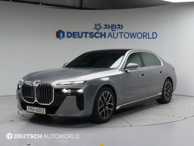 BMW 7-SERIES G70 2023