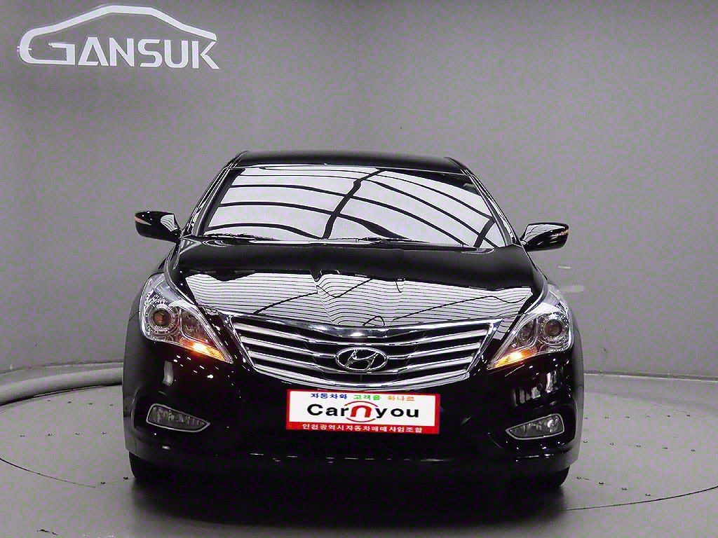 HYUNDAI GRANDEUR HG 2012
