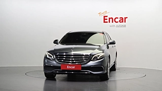 MERCEDES BENZ E-CLASS W213 2020