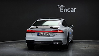 AUDI A7 4K 2021