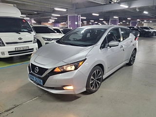 Заказать NISSAN LEAF ZE1