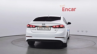 HYUNDAI AVANTE AD 2017