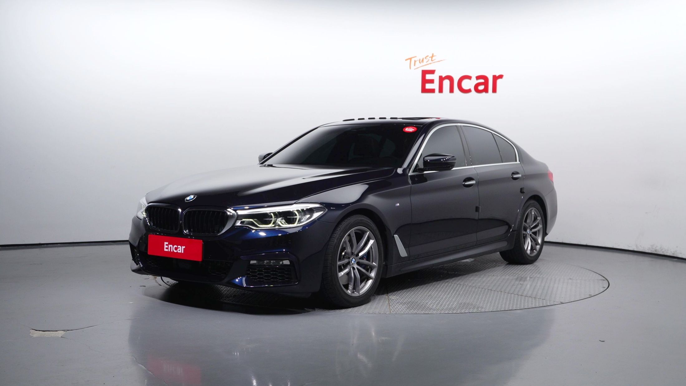 BMW 5-SERIES G30 2017