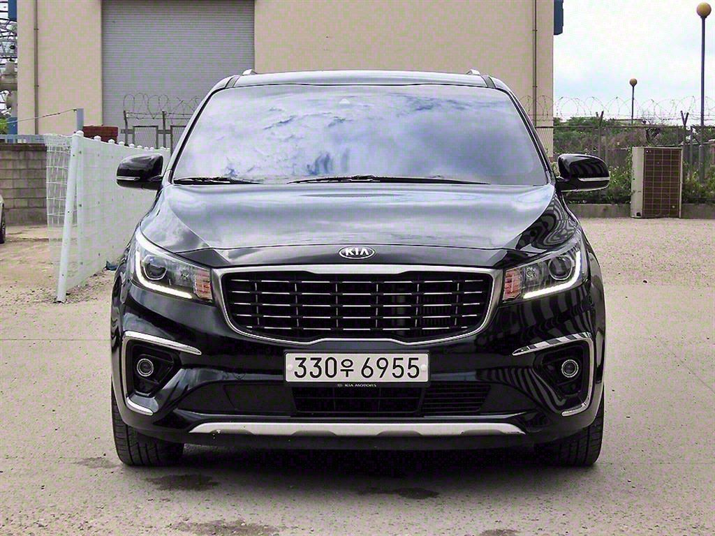 KIA CARNIVAL 2019