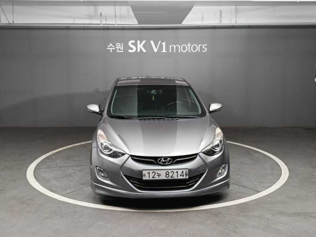 HYUNDAI AVANTE MD 2011