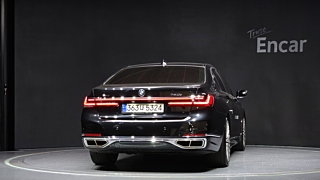 BMW 7-SERIES G11 2020