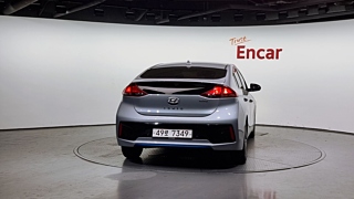 HYUNDAI IONIQ HYBRID 2017