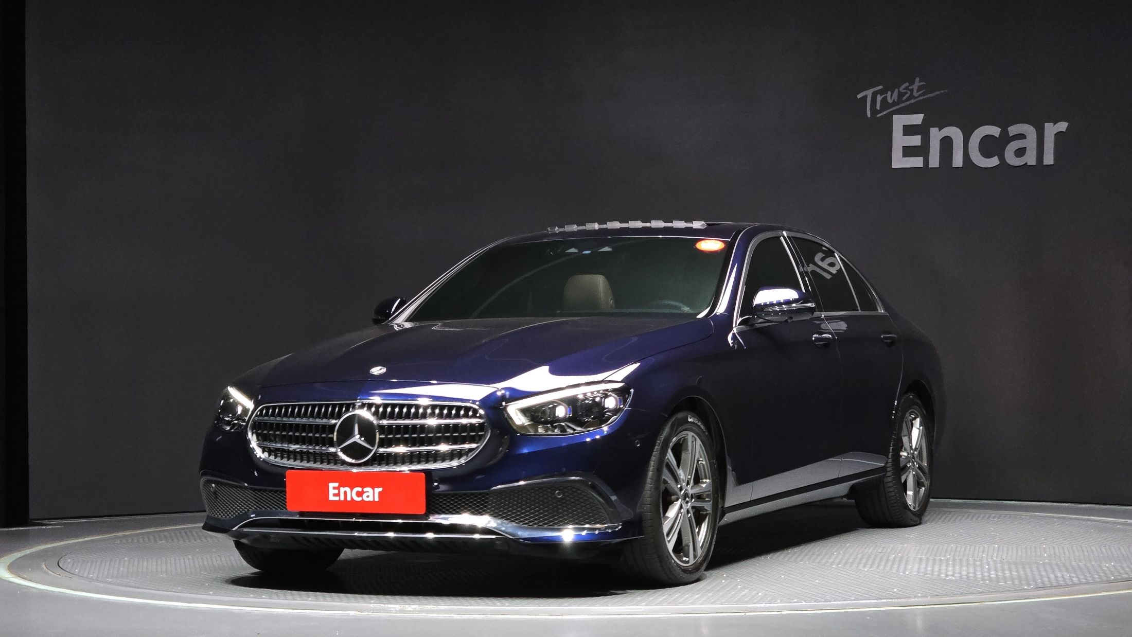 MERCEDES BENZ E-CLASS W213 2022