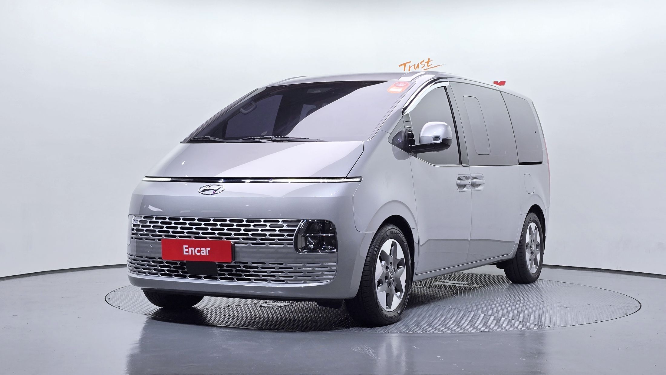 HYUNDAI STARIA 2021