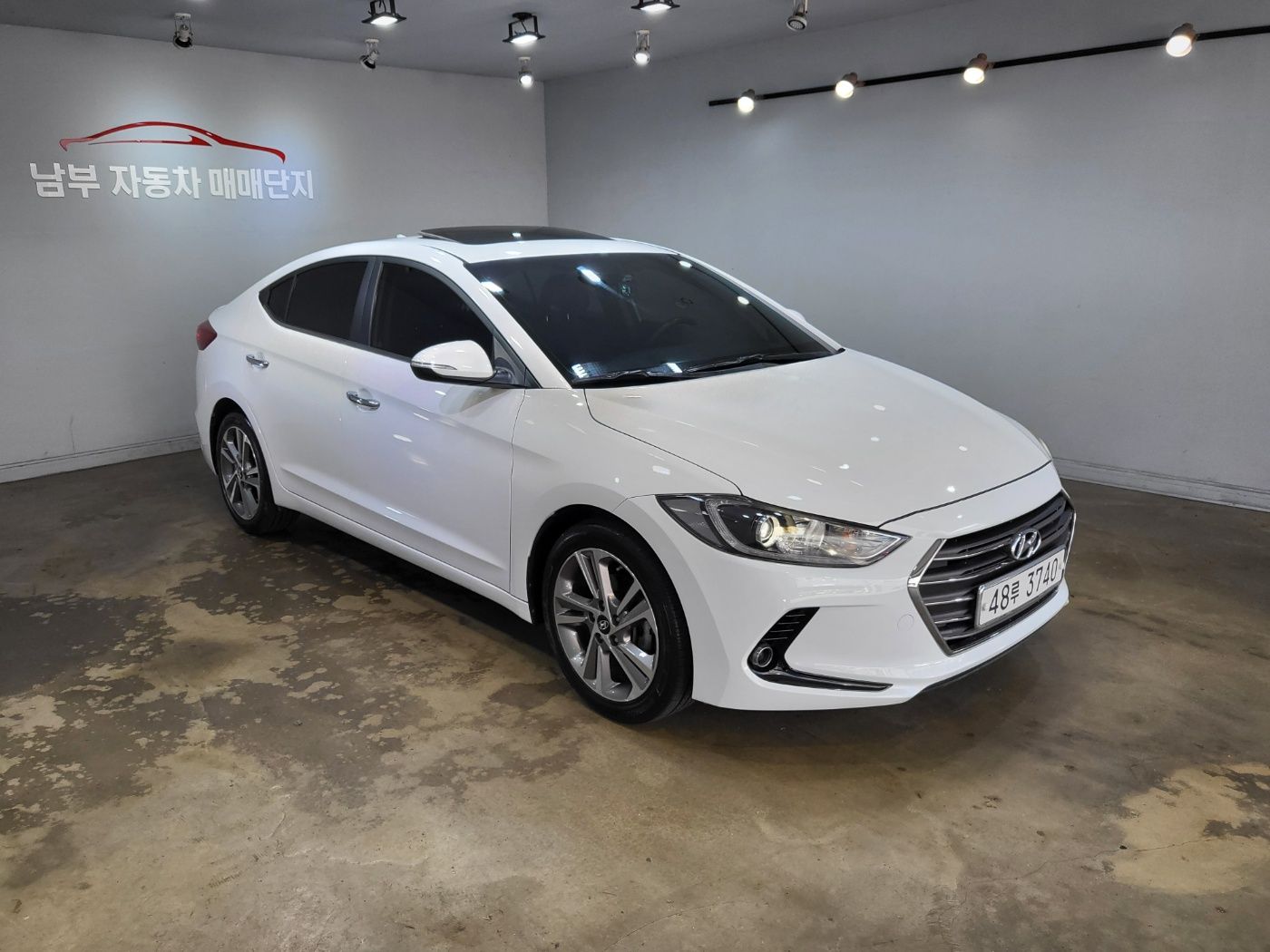 HYUNDAI AVANTE AD 2015