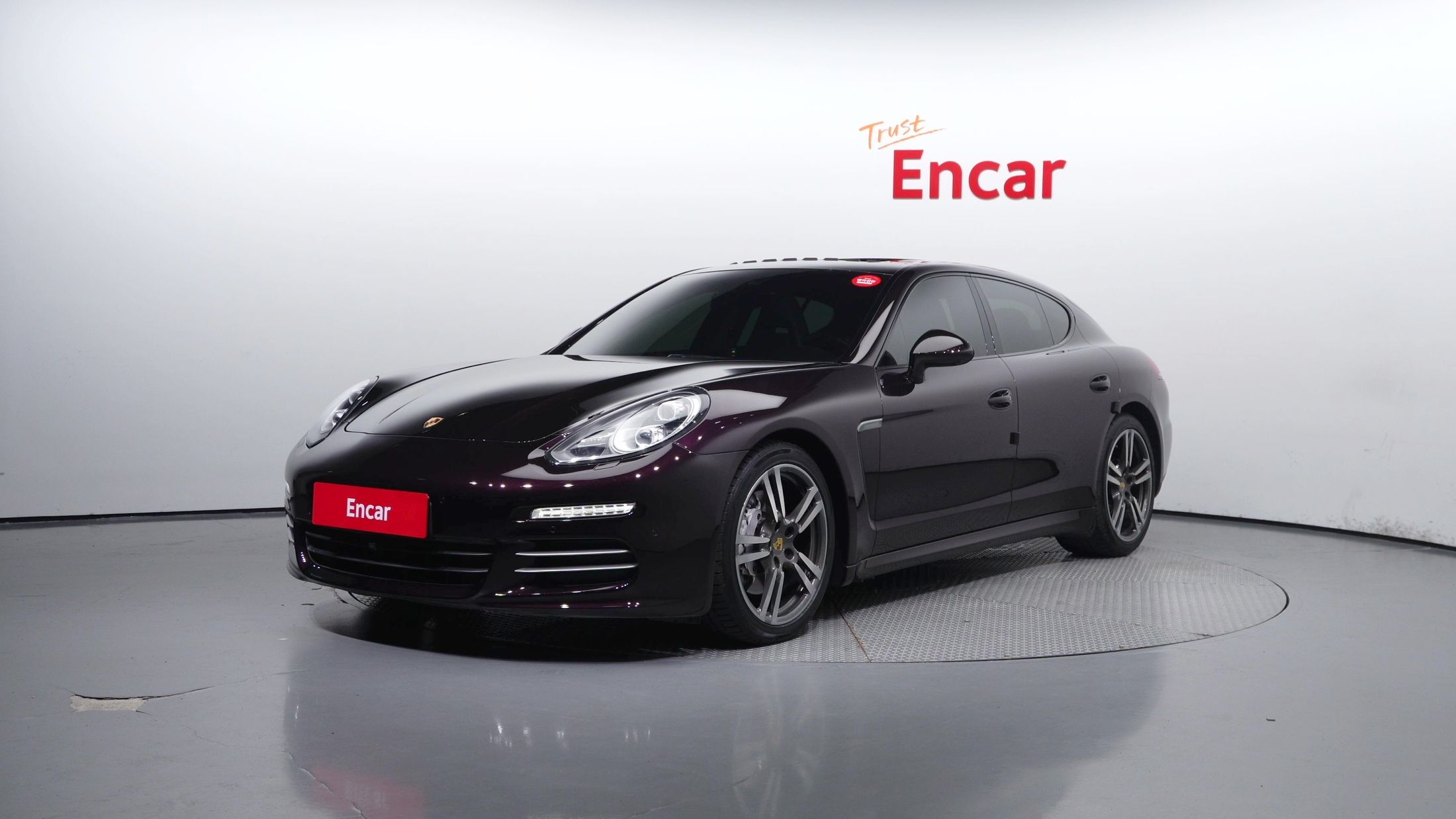 PORSCHE PANAMERA 2016