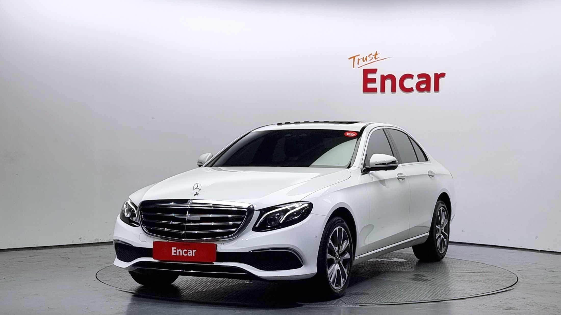 MERCEDES BENZ E-CLASS W213 2020
