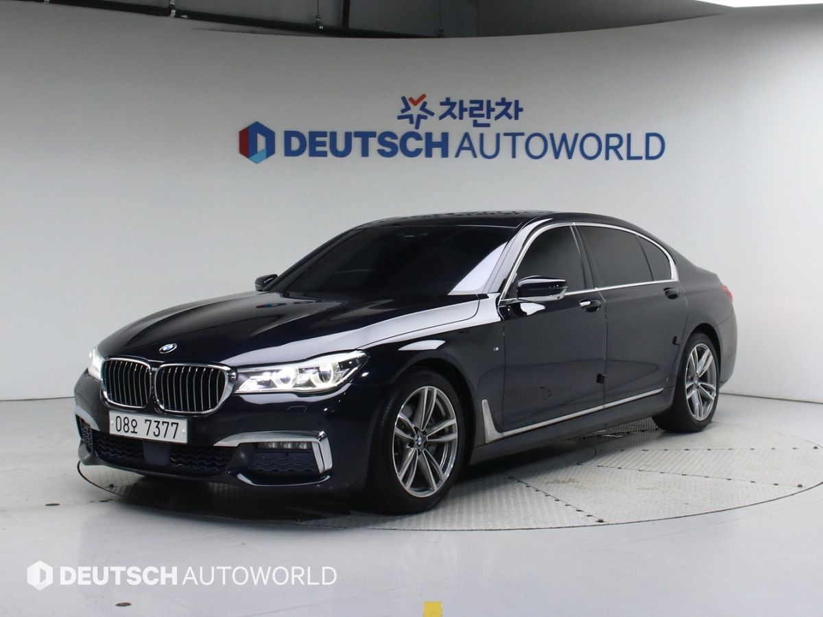 BMW 7-SERIES G11 2017