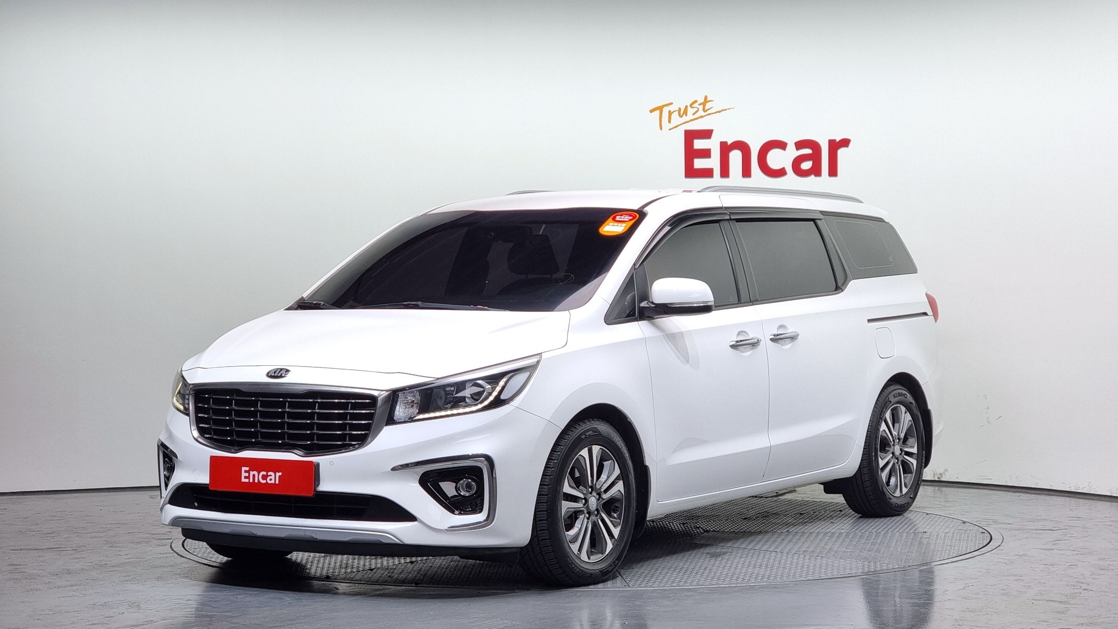 KIA CARNIVAL 2018