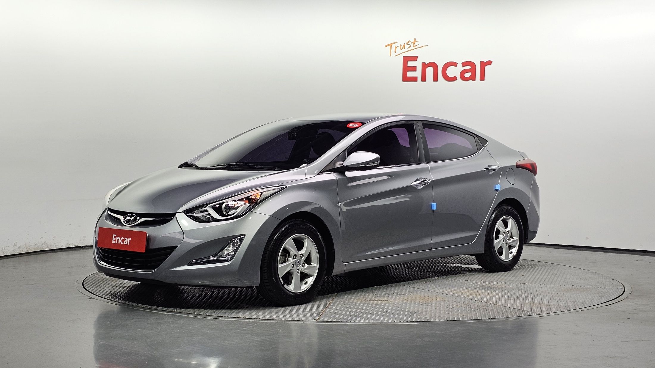 HYUNDAI AVANTE 2015