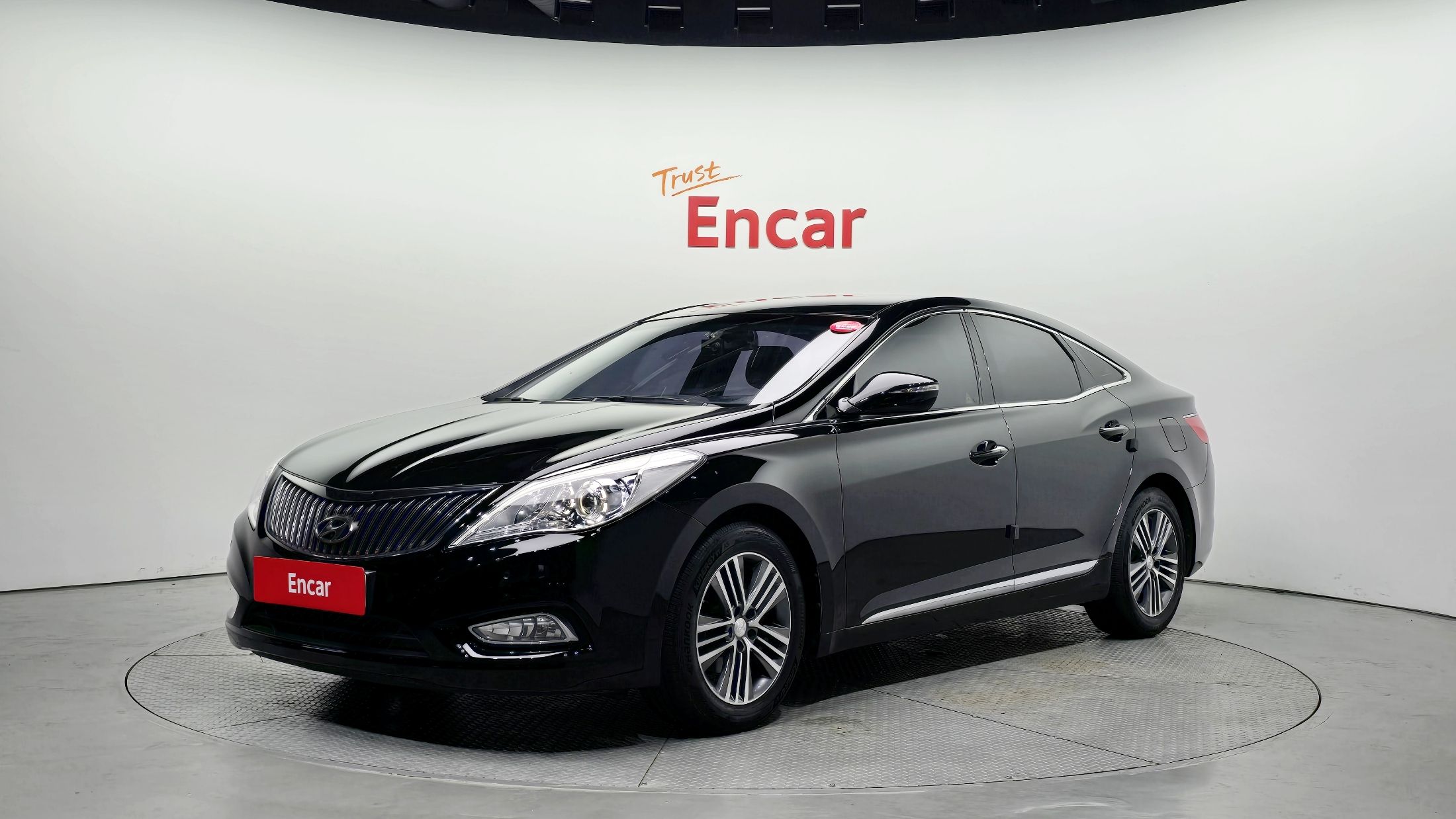 HYUNDAI GRANDEUR HG 2014