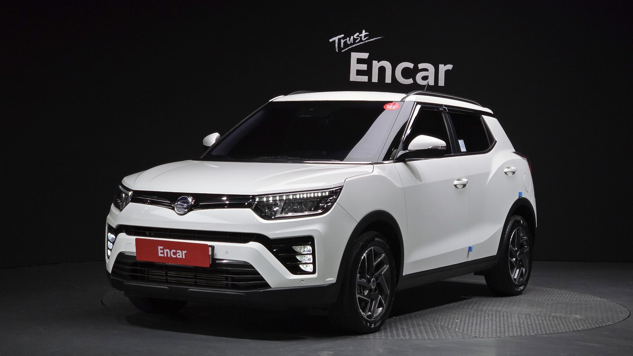 SSANGYONG TIVOLI VERY NEW 2022
