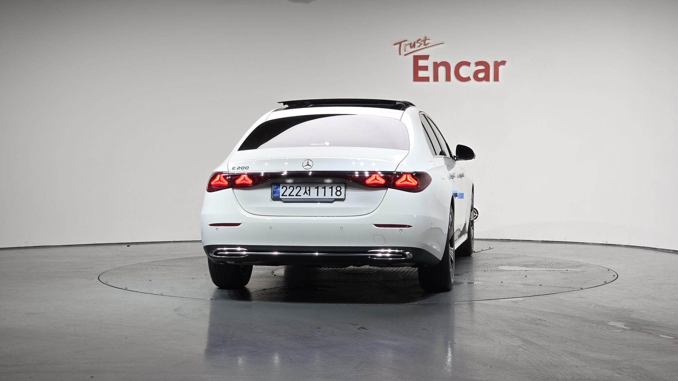 MERCEDES BENZ E-CLASS W214