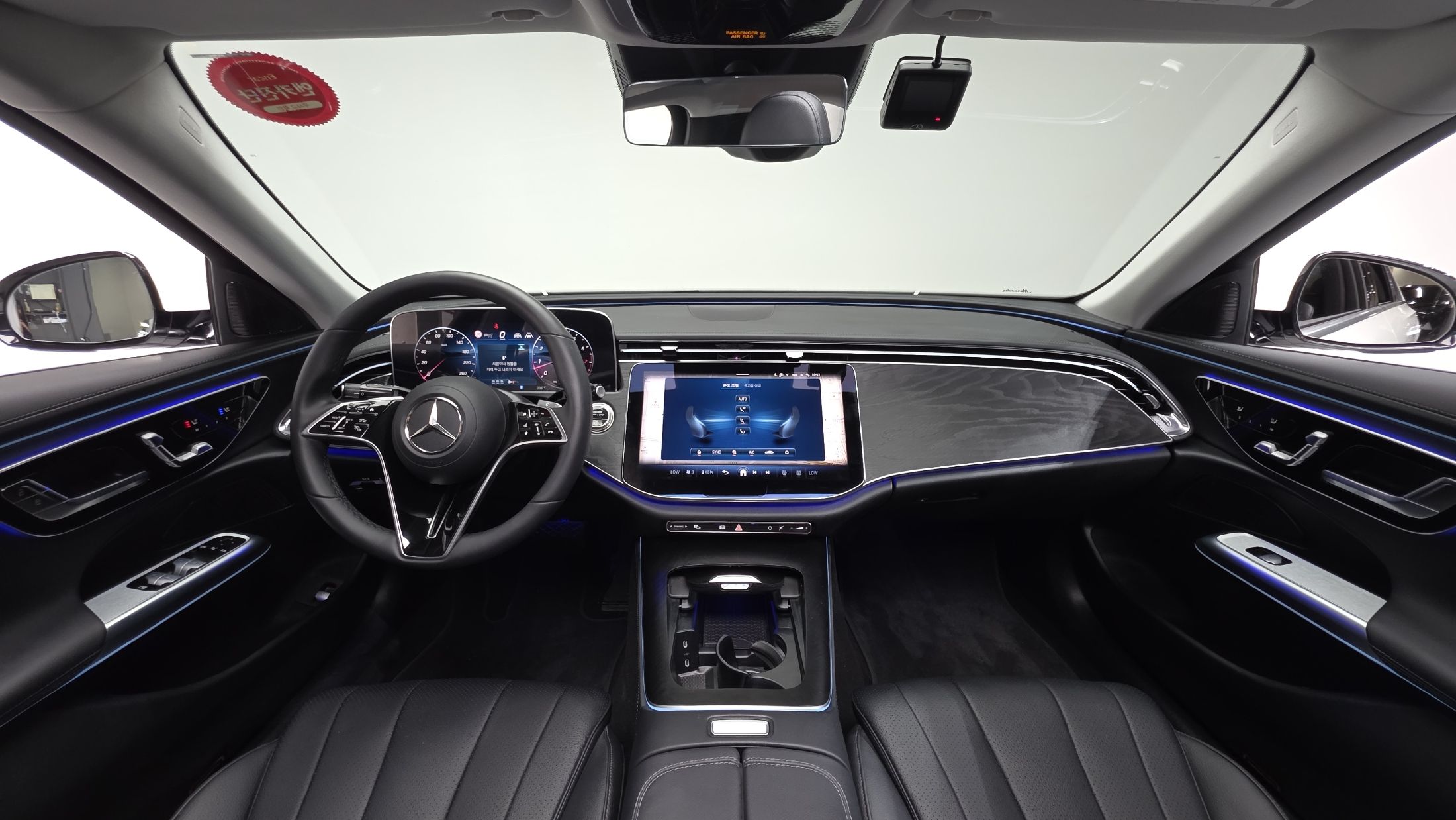 MERCEDES BENZ E-CLASS W214