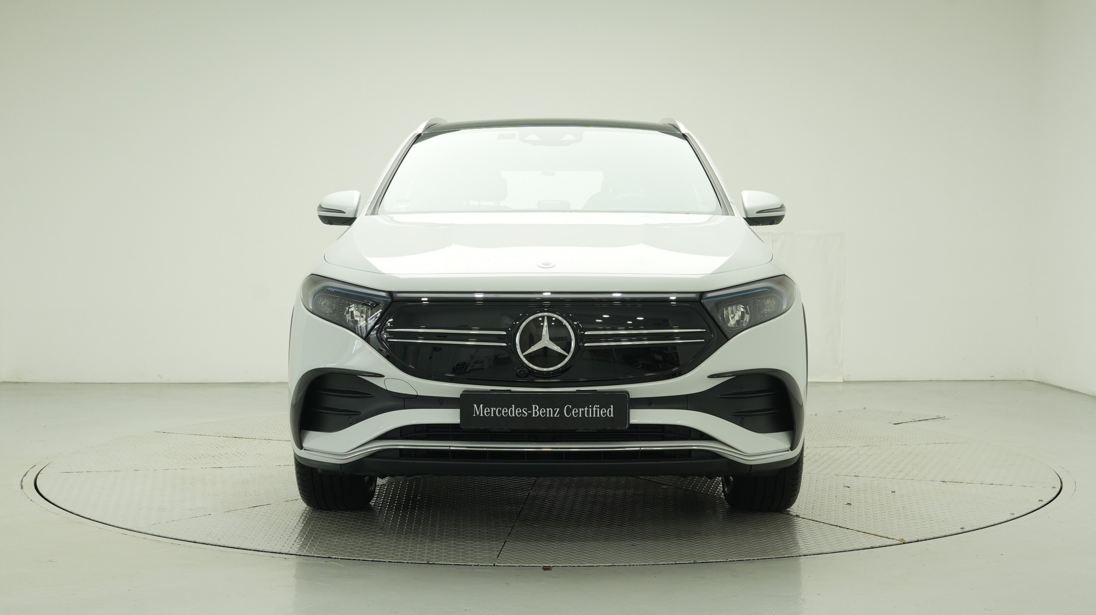 MERCEDES BENZ EQA H243 2024