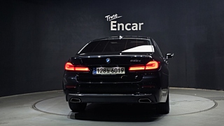 BMW 5-SERIES G30 2021