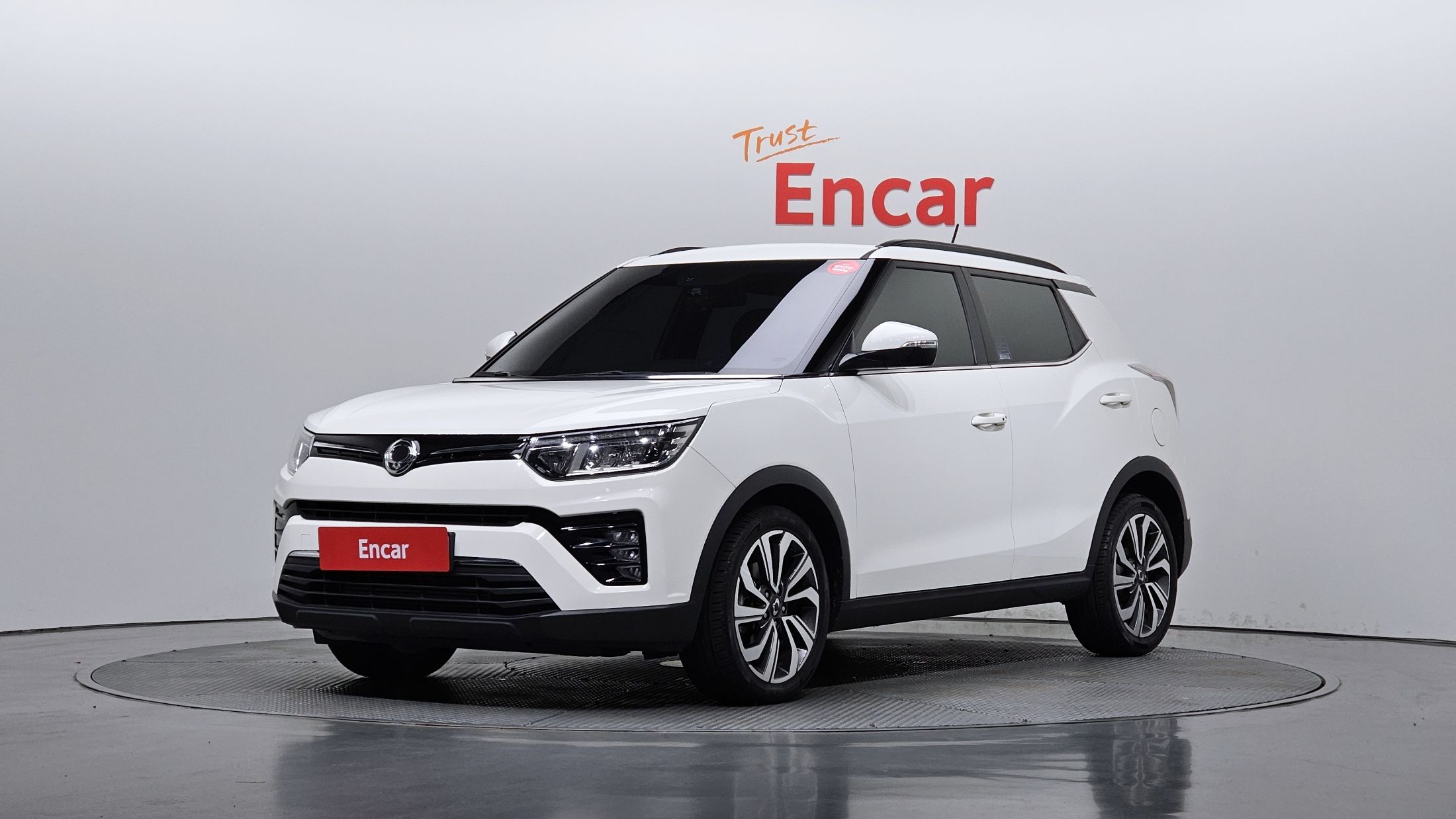 SSANGYONG TIVOLI VERY NEW 2019