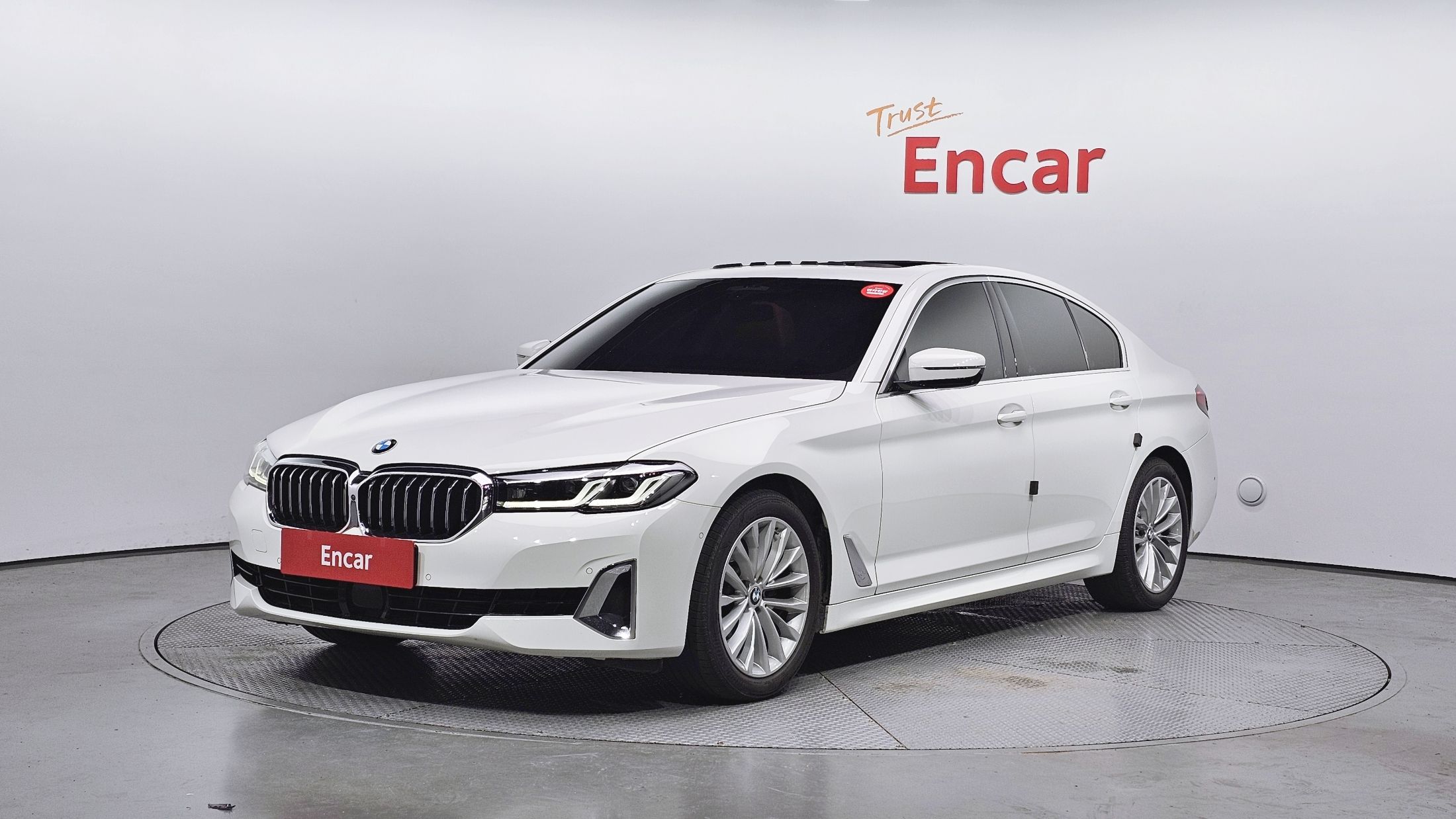 BMW 5-SERIES G30 2021