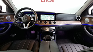 MERCEDES BENZ E-CLASS W213 2020