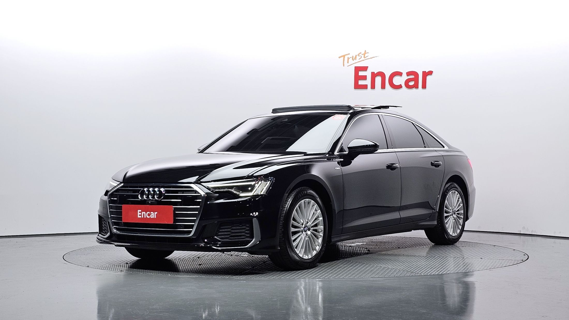 AUDI A6 C8